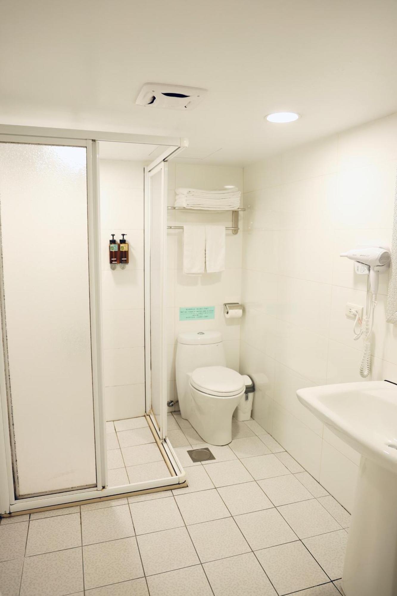 歐法行旅 O Fun Hotel Taipei Exterior foto